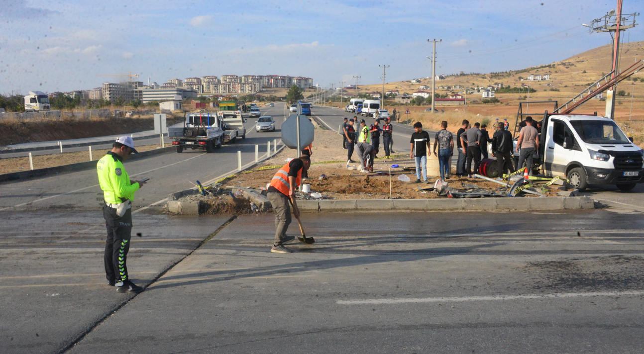 MHP Milletvekili Karakoç’un aracı kazaya karıştı: 1 ölü, 7 yaralı