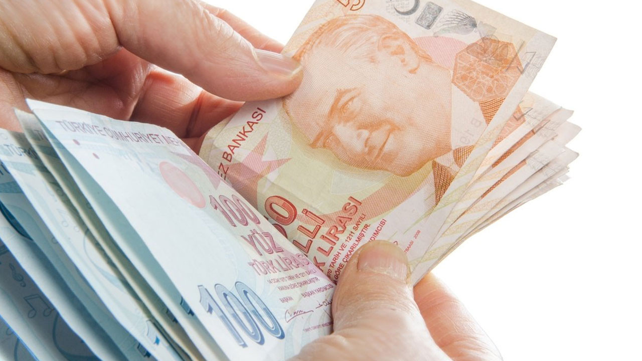 Bankalar Faiz Oranlarını Güncelledi: 500 Bin TL'nin Aylık Net Getirisi Ne Kadar Oldu?