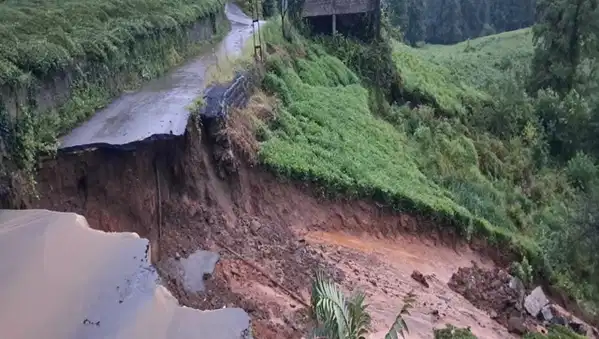 Trabzon'un ardından Rize'yi de sel vurdu!