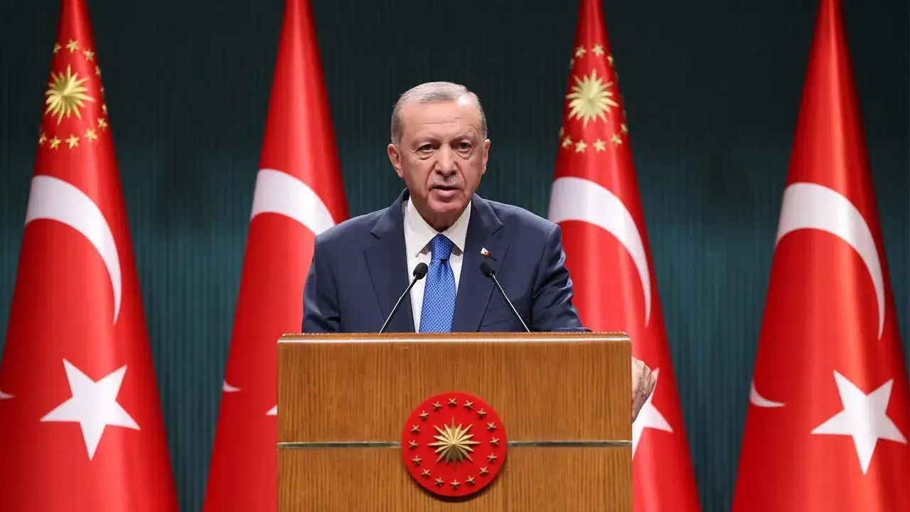Cumhurbaşkanı Erdoğan'dan fon soruşturması açıklaması: Hak yiyenleri savunma yoluna gitmeyiz