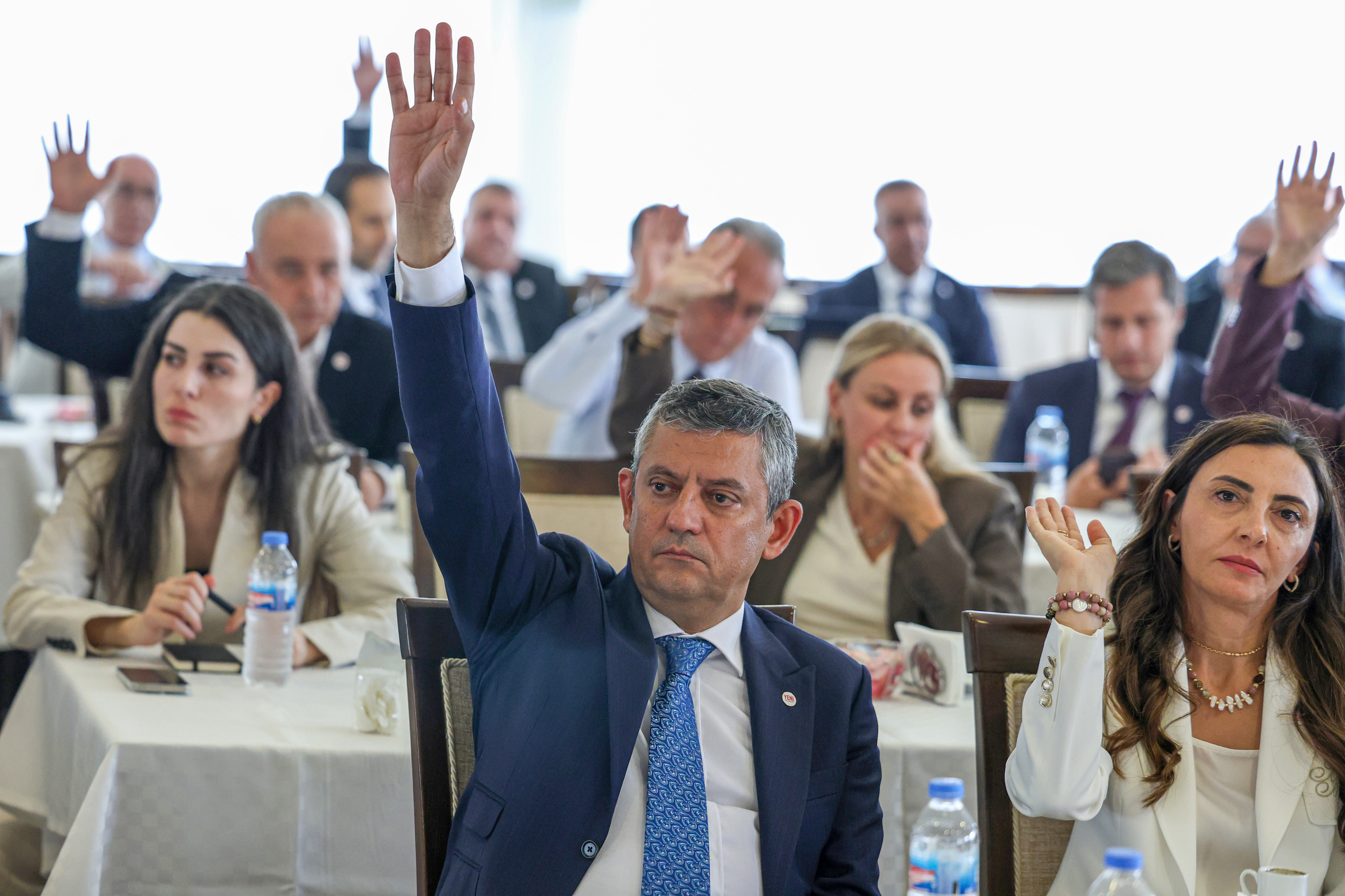 Yeni Parti ile ilgili toplantıda 79 kişilik Parti Meclisi (PM) listesi belirlendi!