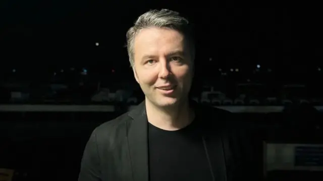 Mehmet Akif Ersoy'dan tahliye vaadiyle para talep eden 1'i avukat 4 kişi gözaltına alındı