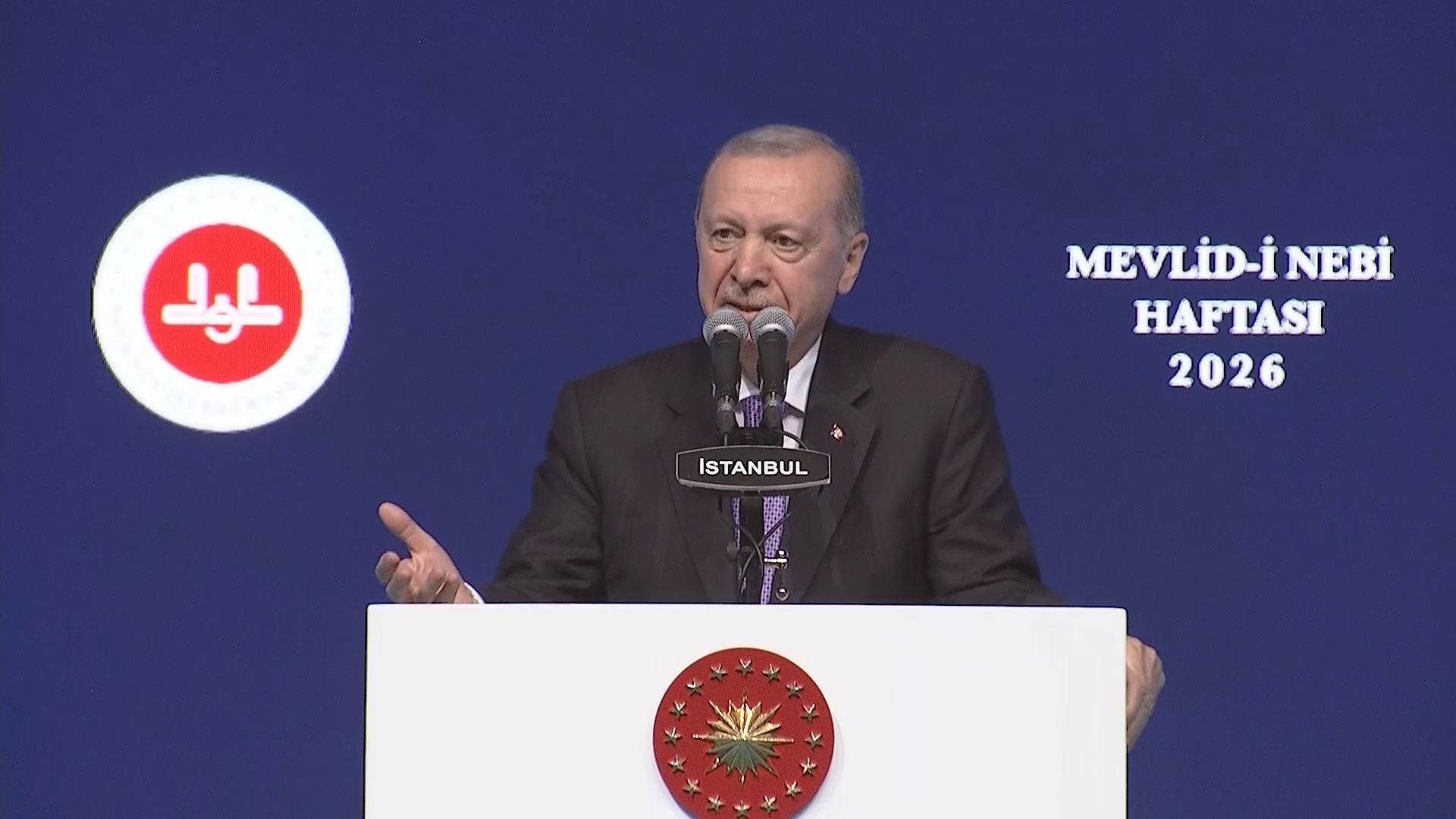 Cumhurbaşkanı Erdoğan: Müslümanlar olarak hak ve hukukumuzu birlikte savunmak mecburiyetindeyiz