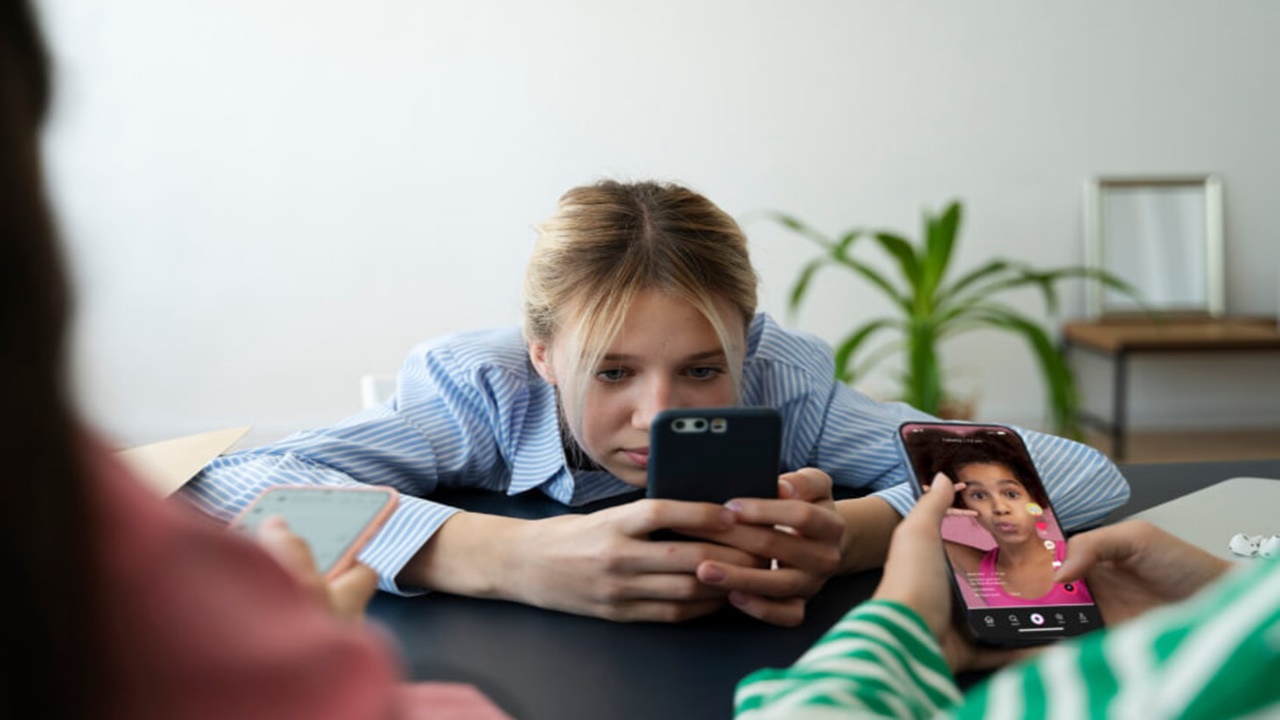 Akıllı Telefonlara Gizli Zam Geliyor! Vergiler Telefon Fiyatlarını Etkileyecek