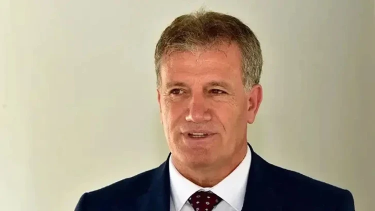 Gemi faciasının ardından Bakan Arıklı görevden alındı! Dokunulmazlığının kaldırılmasını isteyecekti 