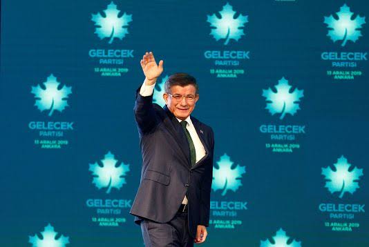 Gelecek Partisi resmen feshedildi