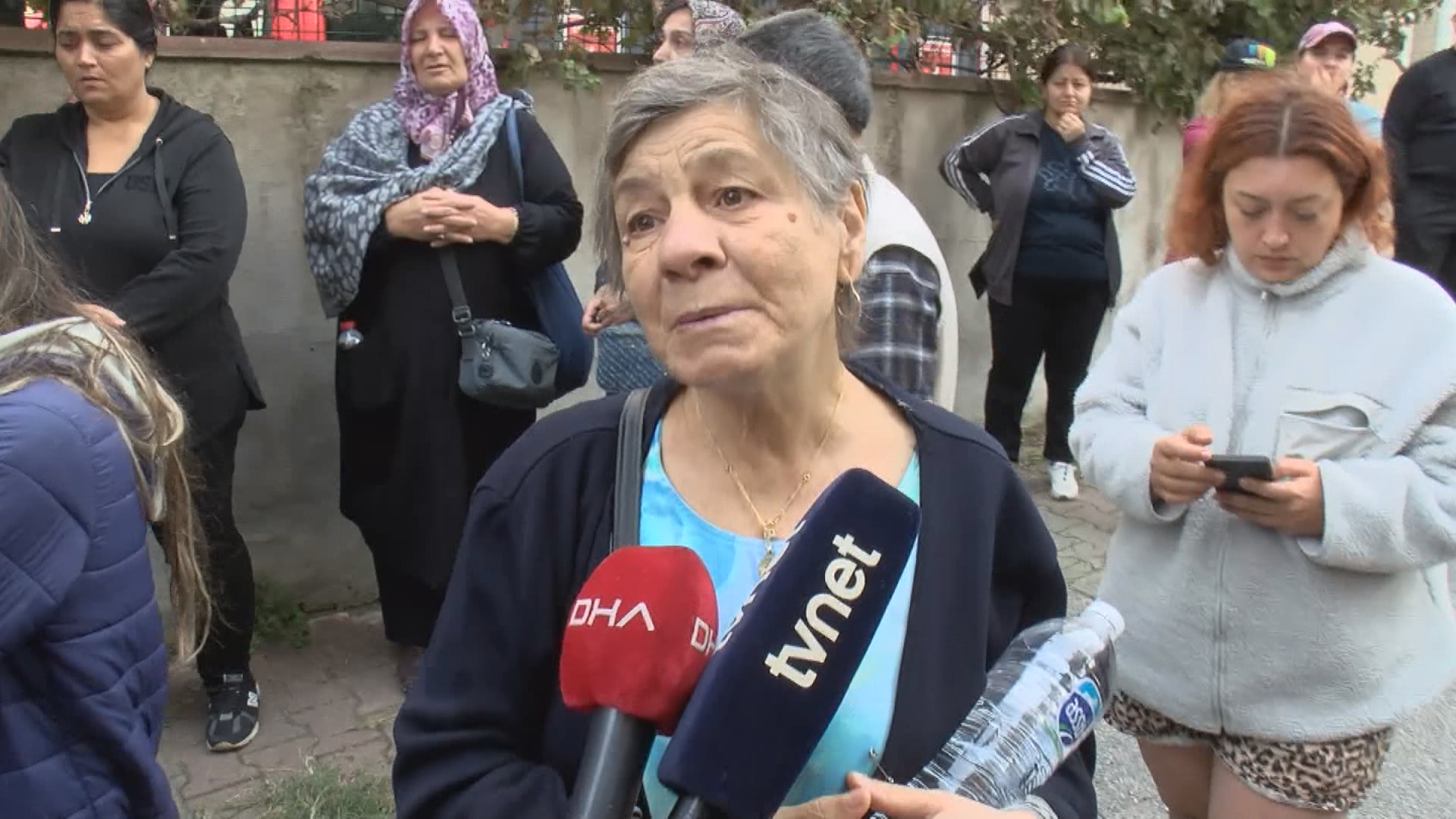Çöken binadan sağ kurtarılanlar yaşadıkları dehşeti anlattı!