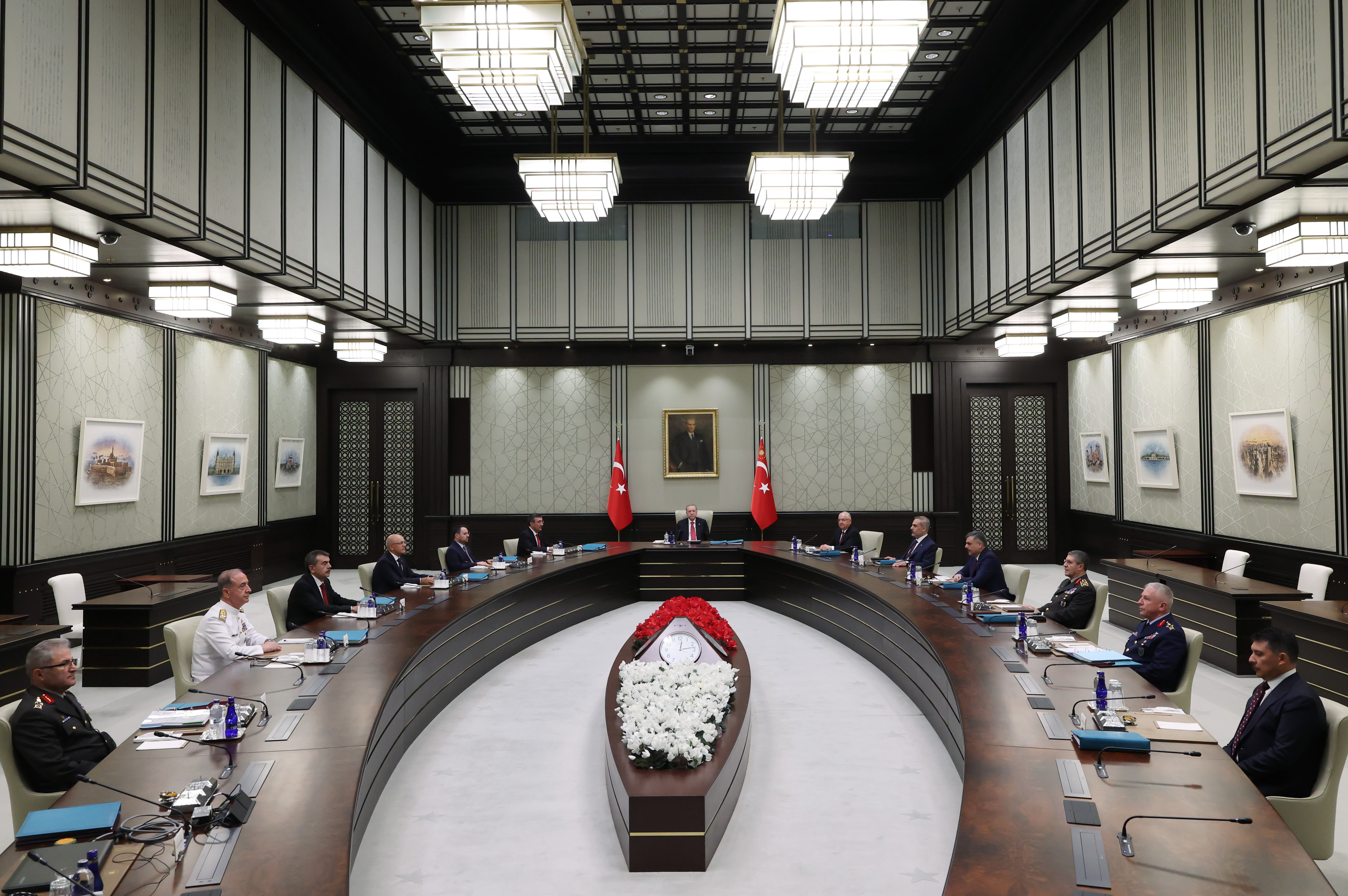 YAŞ kararları açıklandı!