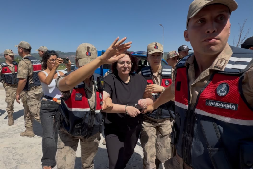 Tutuklu valinin eşine Gülistan Doku tutuklaması!