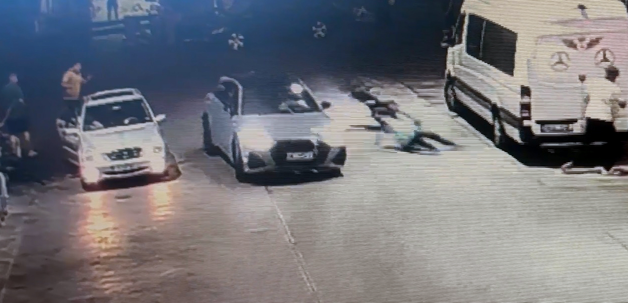 Otomobiliyle dehşet saçan Hollandalı sınır kapsında yakalandı! 2 kişi ağır yaralı