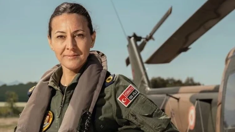 Hava Kuvvetleri'nde tarihi terfi! Türkiye'nin ilk kadın paşası oldu!