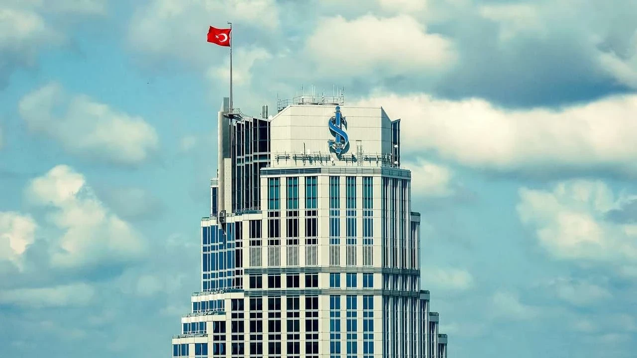 İş Bankası Genel Müdürü görevden ayrılıyor! Bundan sonraki görevi de belli oldu
