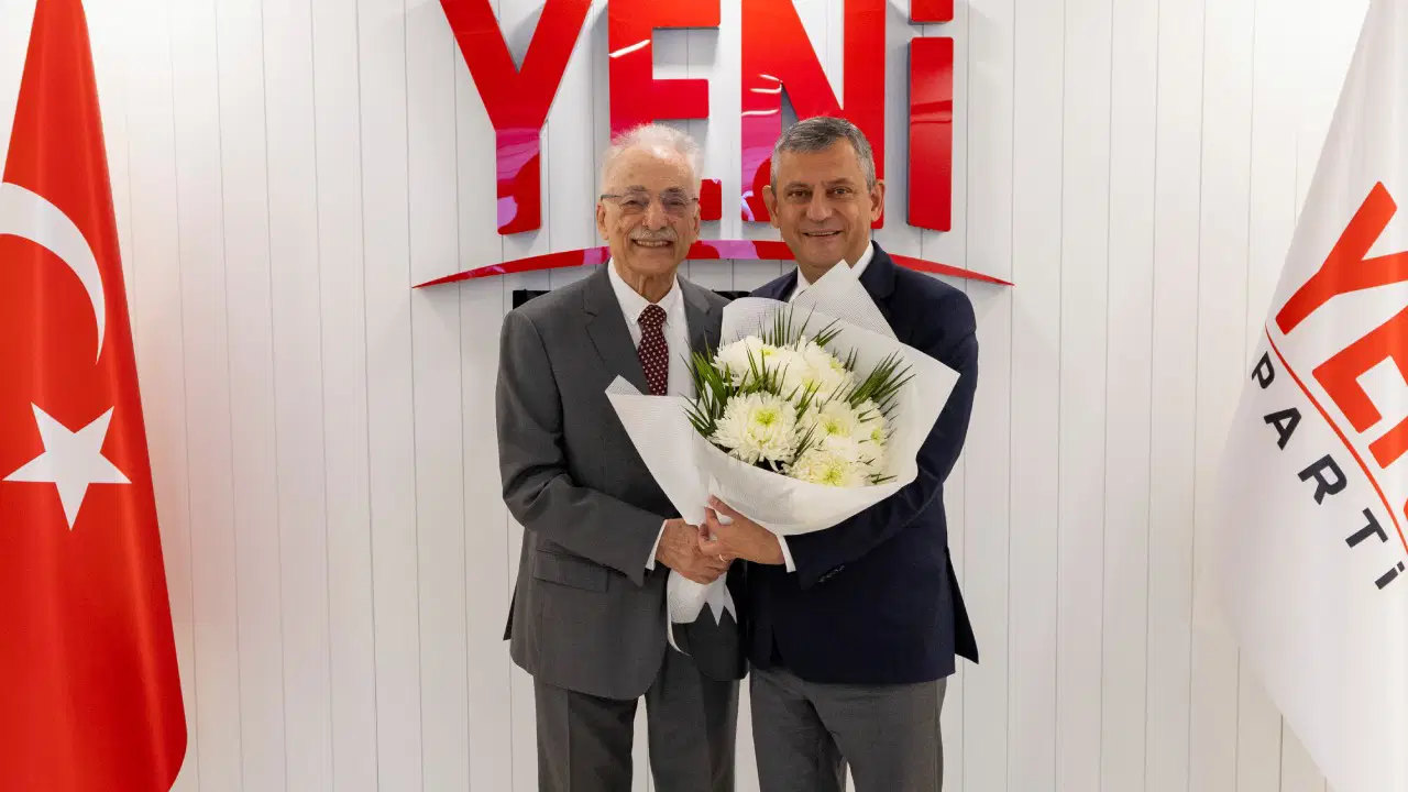 Murat Karayalçın Yeni Parti'ye katıldı!