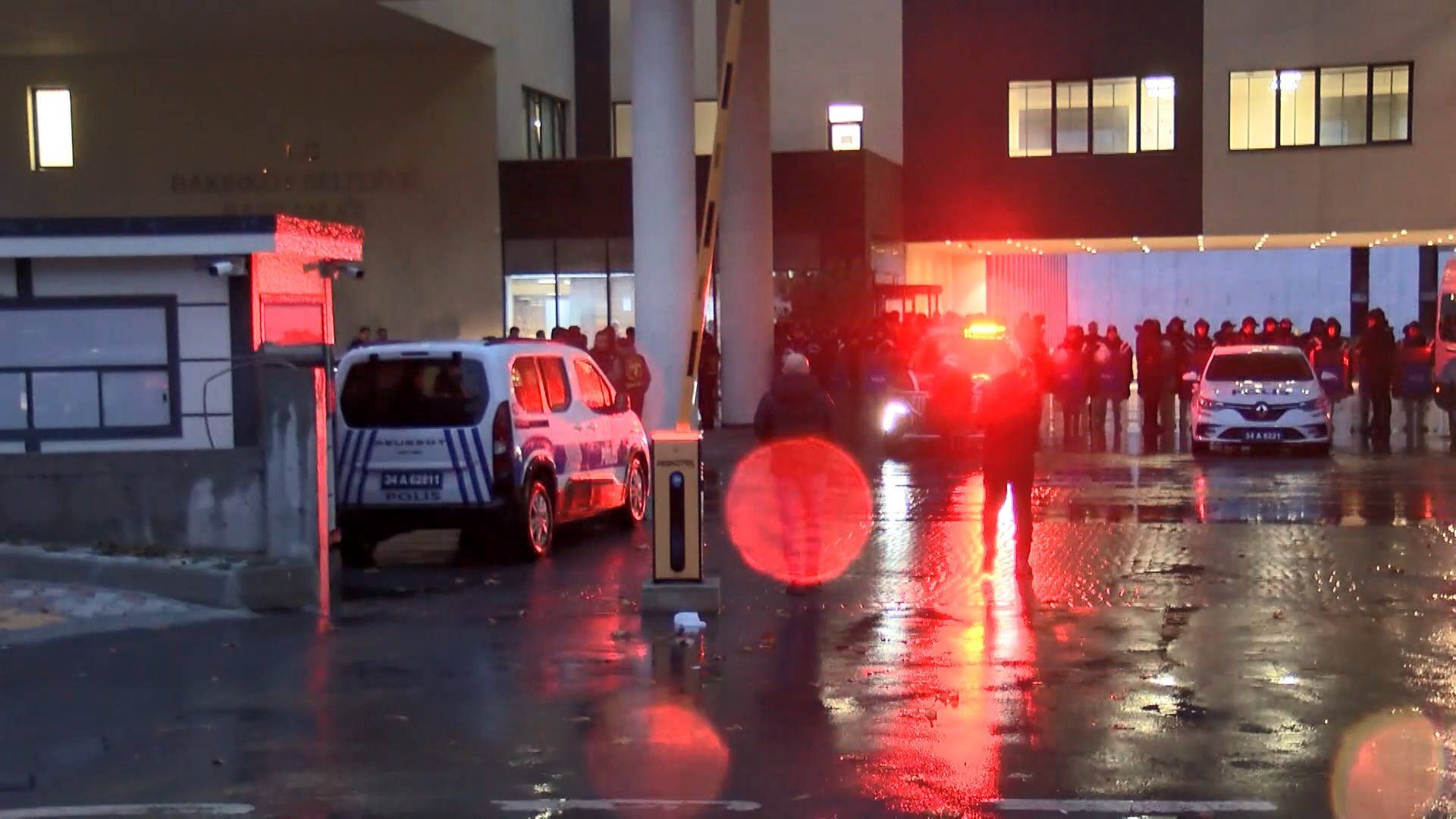 Bakırköy Belediyesi'ne operasyon! 58 gözaltı