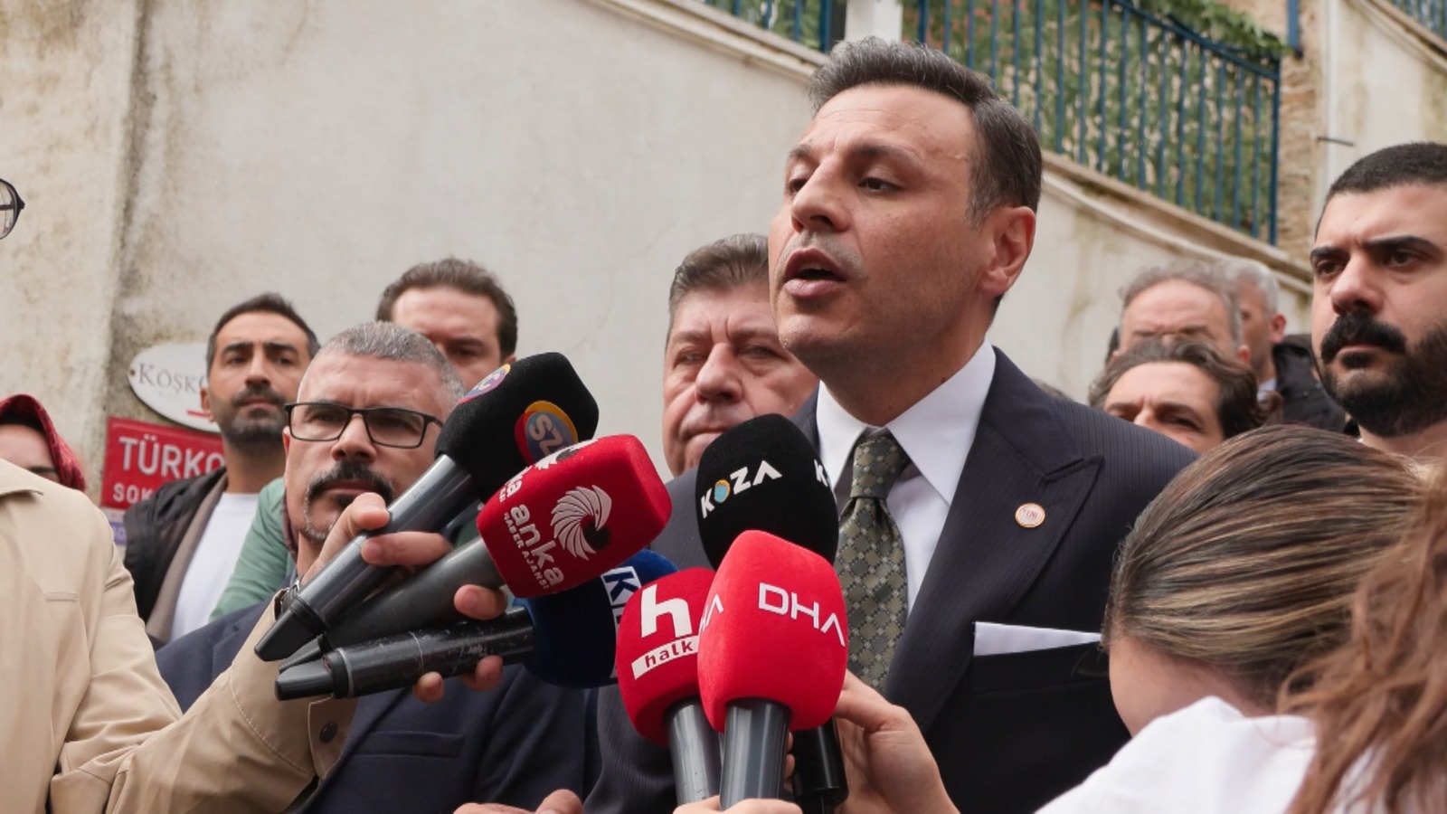Özgür Çelik, Adalar Belediyesi'ndeki seçimin ardından konuştu