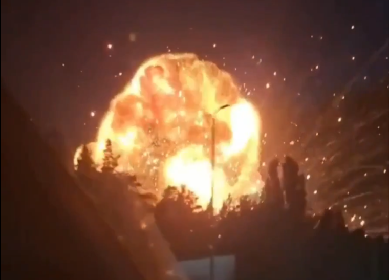 Rusya'dan Ukrayna'ya çok şiddetli saldırı! Mühimmat deposu vuruldu