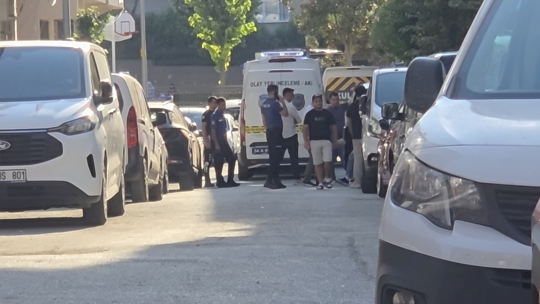 İstanbul'da korkunç cinayet! Boğazı kesilmiş halde bulundu