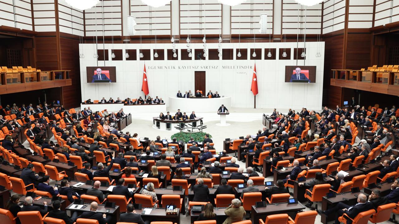 12. Yargı Paketi Yürürlüğe Girdi: İBAN Mağdurlarına Af Gibi İndirim, Miras Satışında Yeni Dönem!