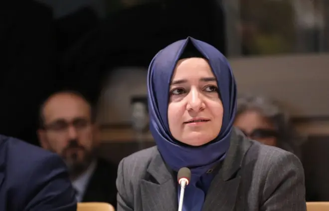Fatma Betül Sayan Kaya ve eşi İlyas Kaya ana para dışındaki parayı iade etti!