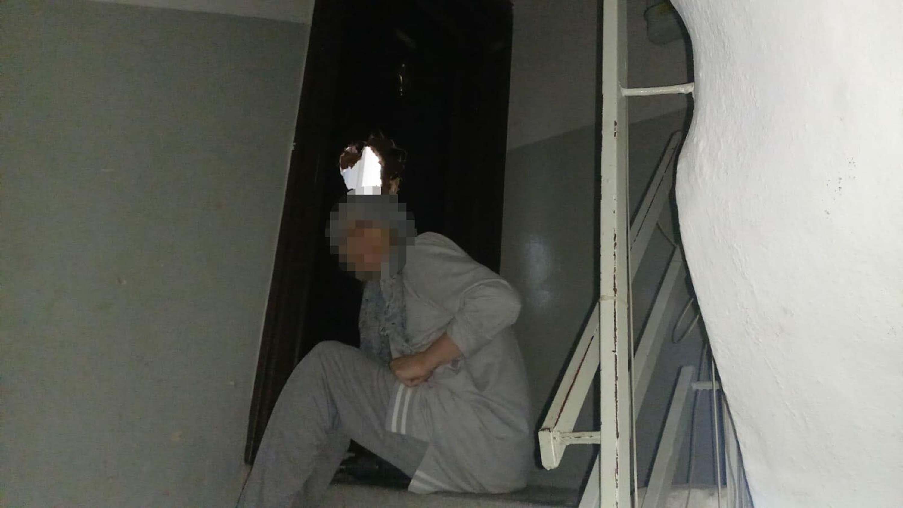 Apartmanda matkapla komşusunun çelik kapısını kıran kadına gözaltı