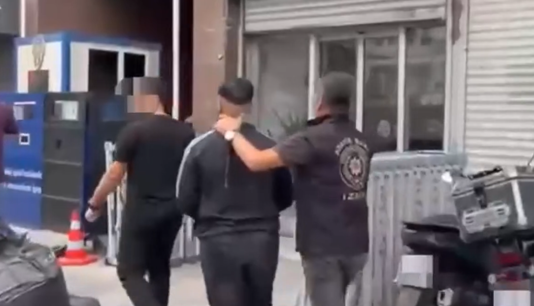 İzmir'de büyük operasyon! 184 kişi yakalandı