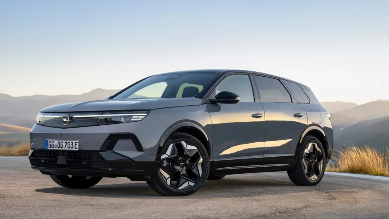 Opel Grandland'da 0,99 Faizli Kredi Fırsatı: Eylül Ayına Özel İndirim Yapıldı