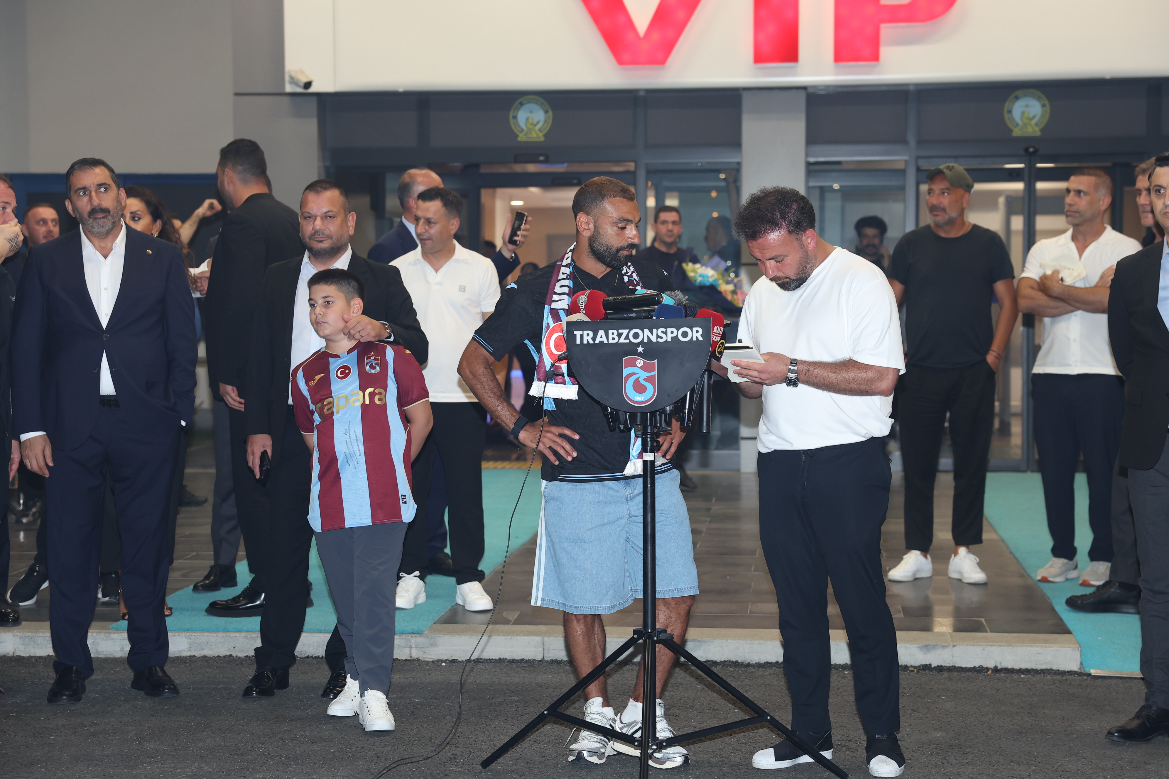 Mohamed Salah'a sevgi seli!