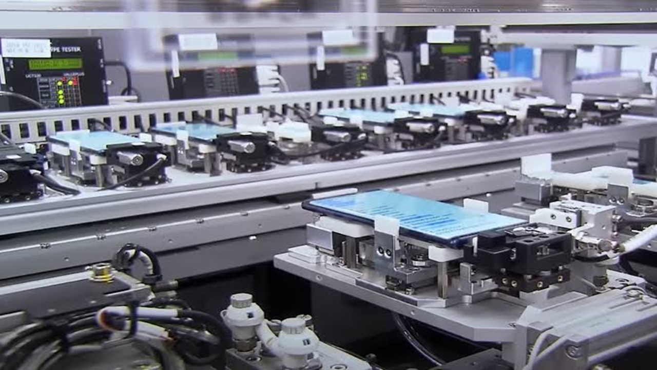 Samsung Akıllı Telefon Üretimine Daha Az Ağırlık Verecek