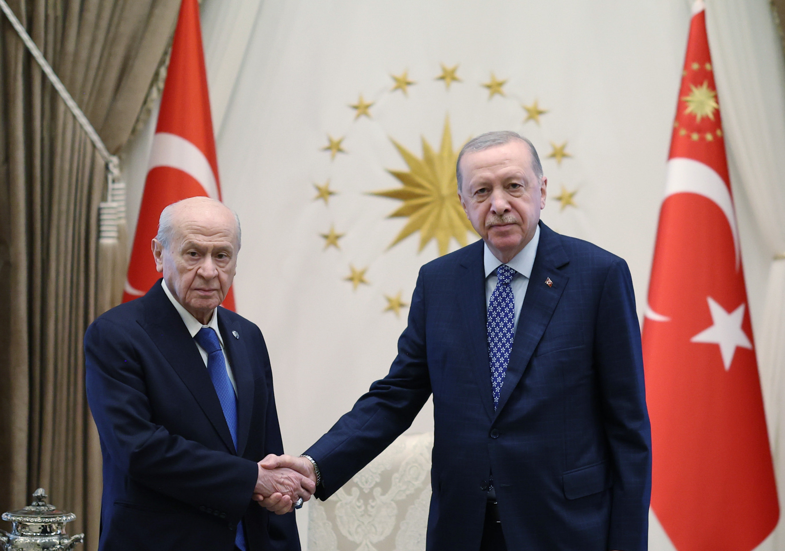 Erdoğan ile Bahçeli Külliye'de görüştü! 1 saat sürdü