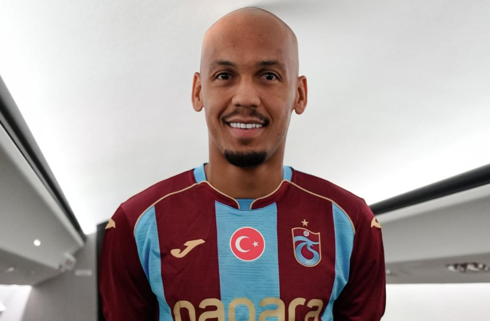 Trabzonspor resmen duyurdu! Uçaktan ilk mesajı verdi