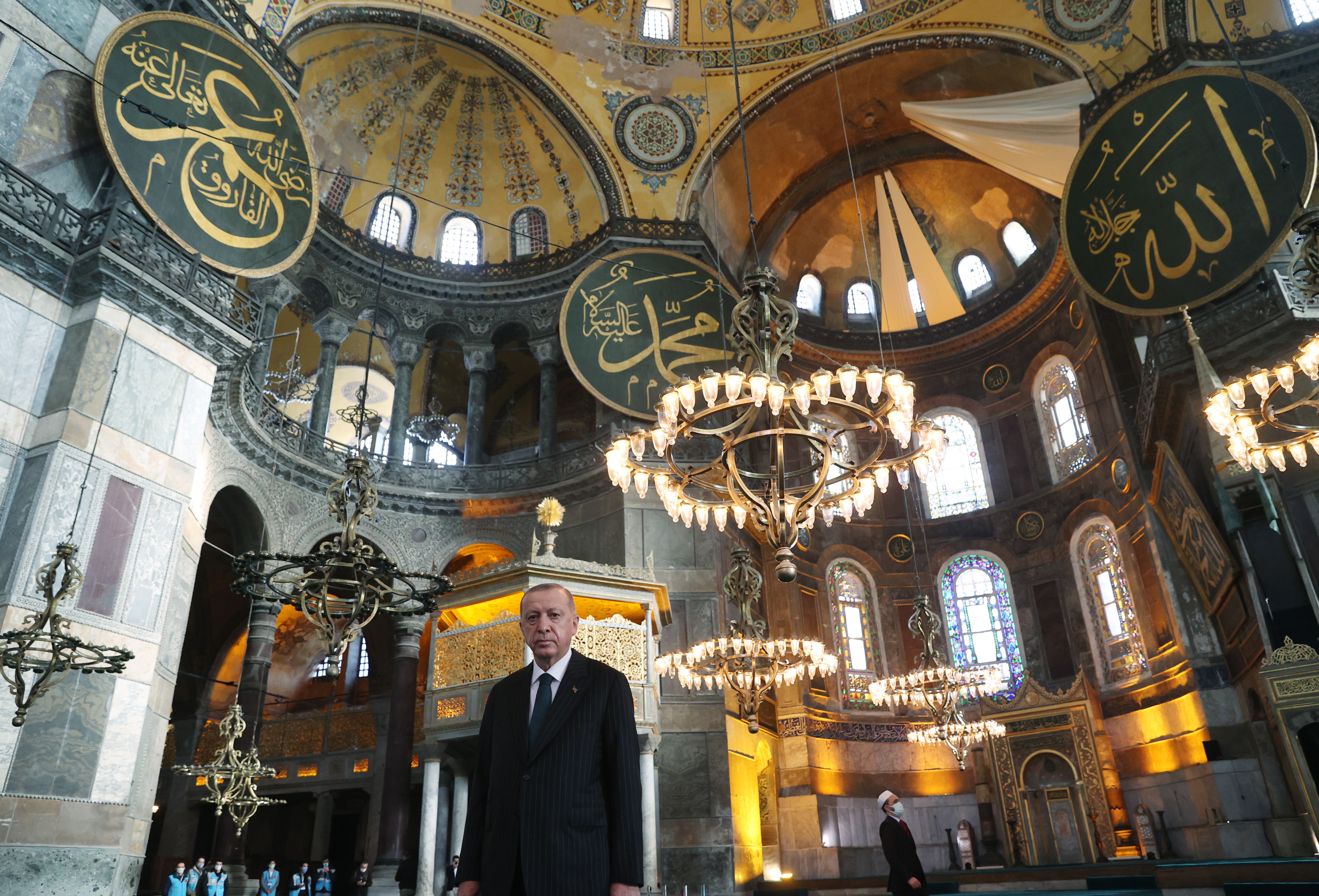 Cumhurbaşkanı Erdoğan’dan Ayasofya mesajı: Ayasofya yalnızca bir ibadet mekanı değildir!