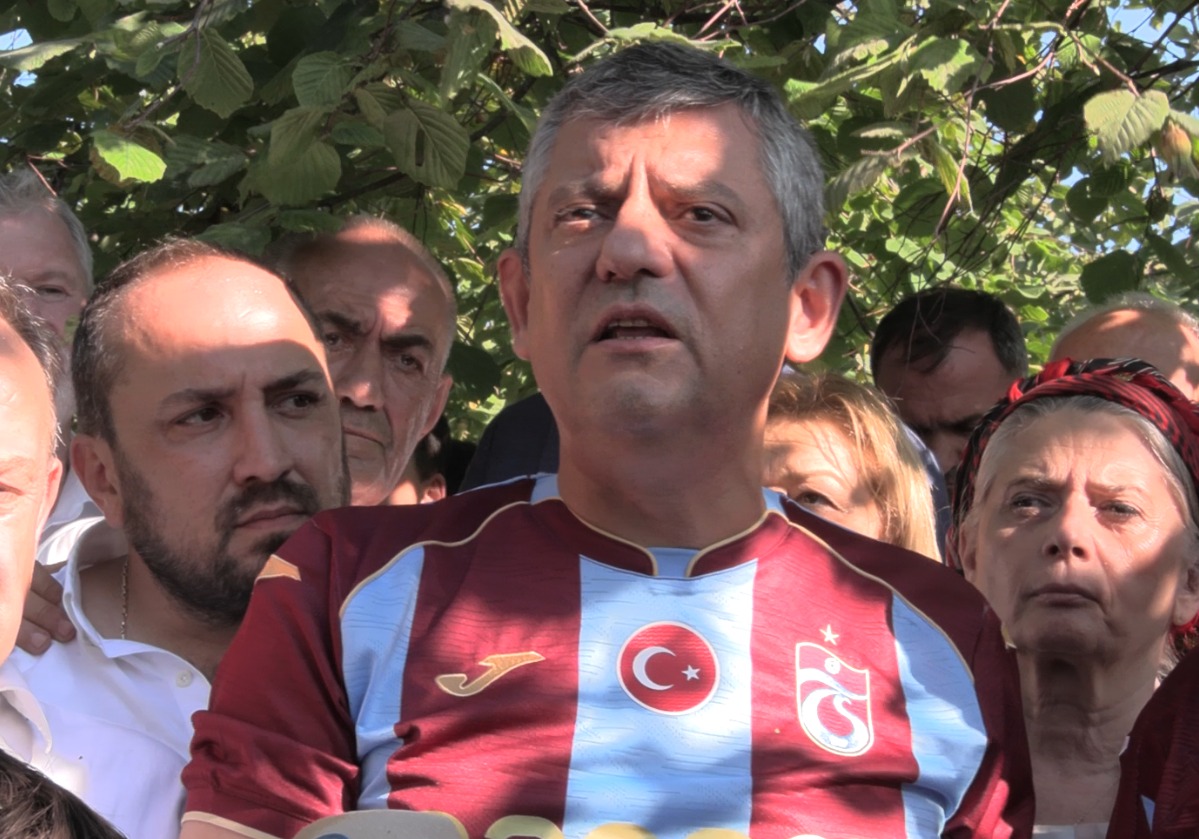 Özgür Özel: Fındık, maliyetinin altında alındığı için fındık üreticisi fındığını toplamıyor!