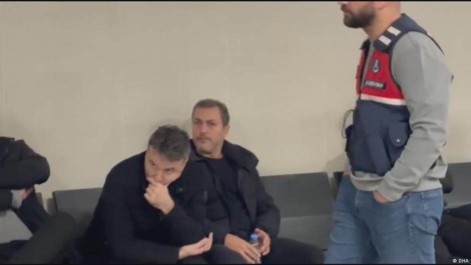 Mehmet Akif Ersoy'un tutukluluk halinin devamına karar verildi