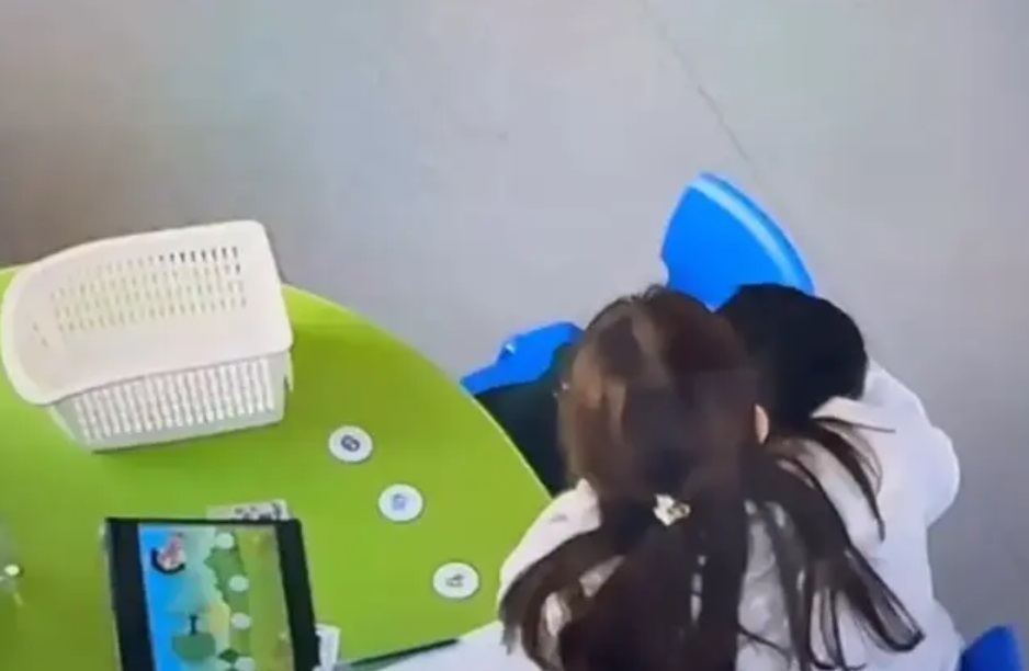 Otizmli çocuğa şiddet uygulayan eğitmen hakkında yeni suç duyurusu!