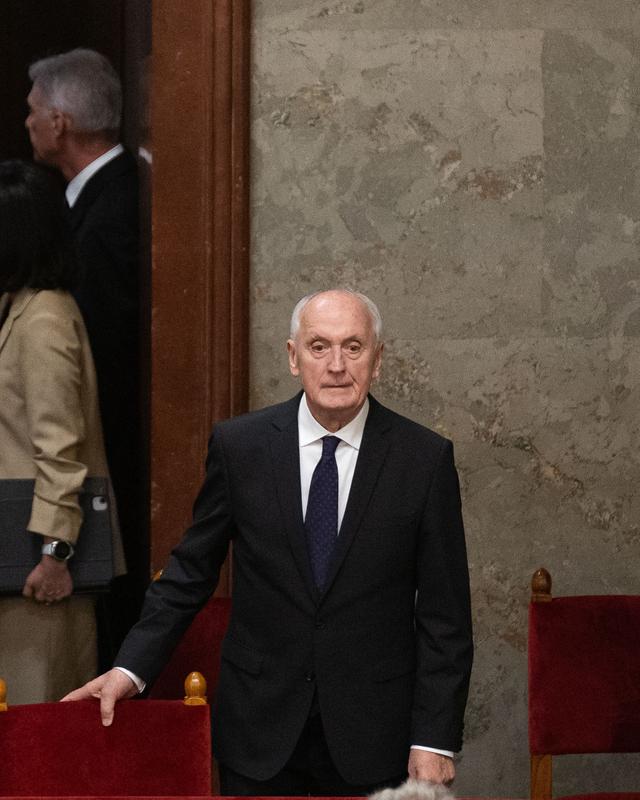 Macaristan'ın yeni cumhurbaşkanı Andras Baka oldu
