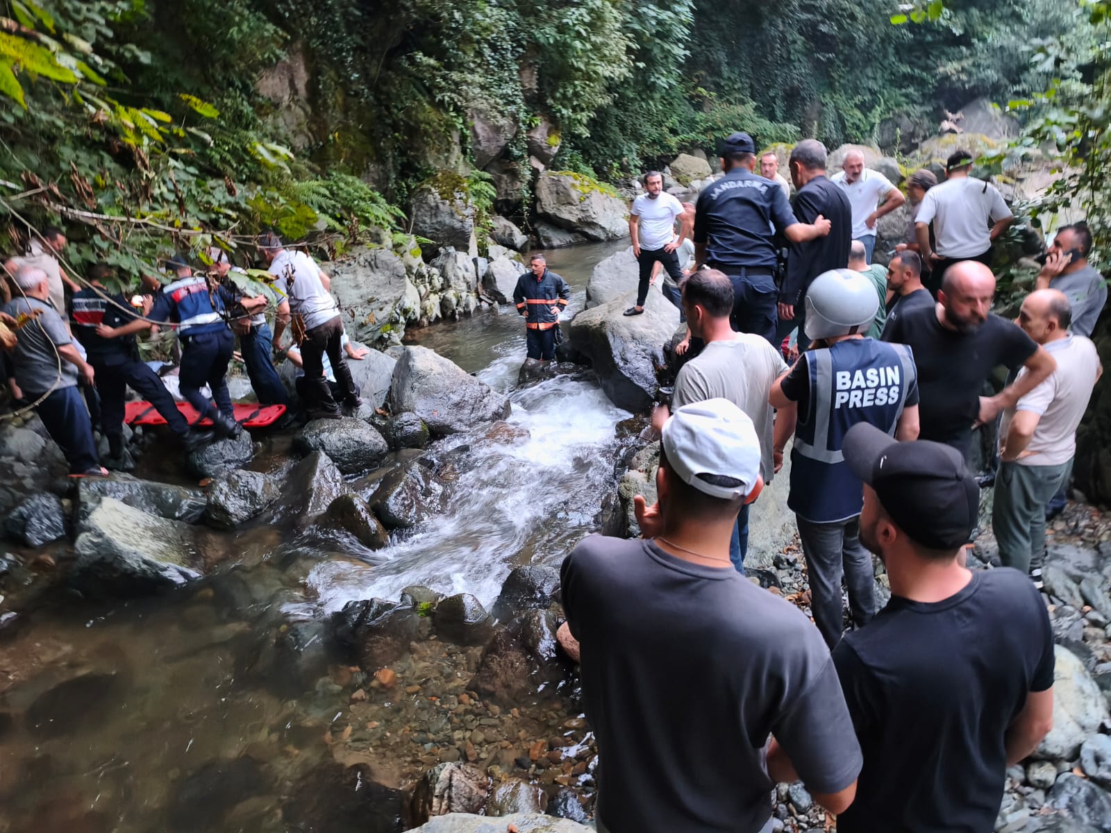 Ordu'da dere kenarında 2 kız kardeşin cansız bedeni bulundu