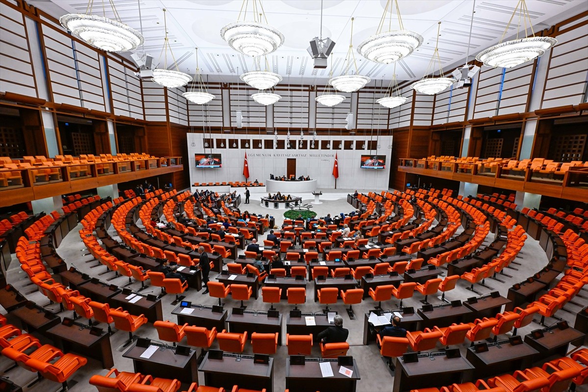 Fon vurgununda çarpıcı iddia! 150 vekil, 180 yargı mensubu ve 30 mülki amir