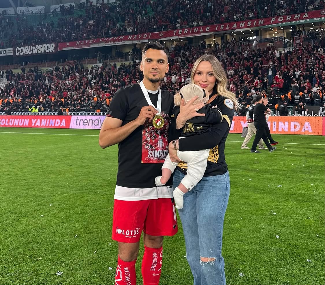 Süper Lig futbolcusu ailesiyle kaza yaptı! 