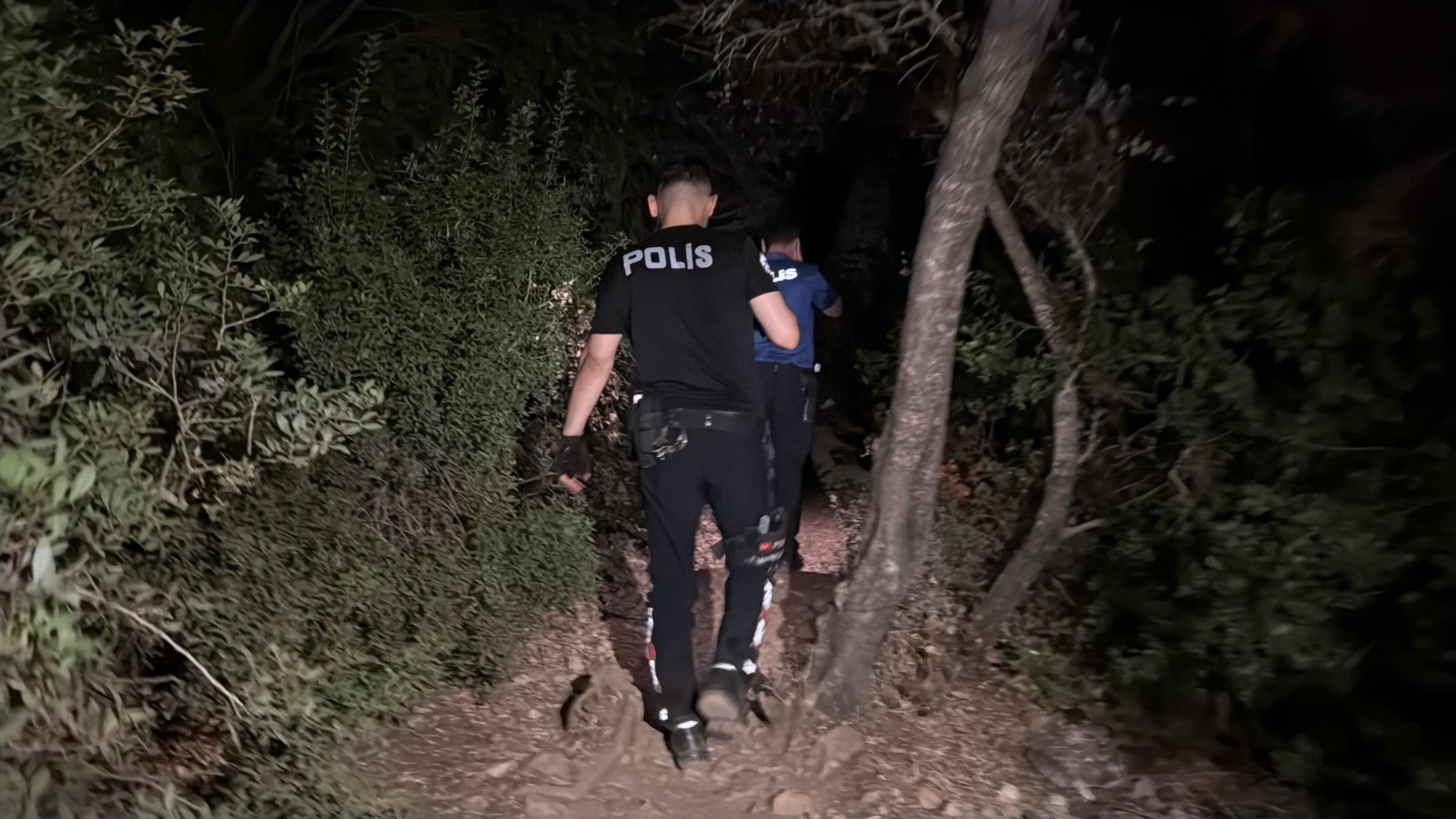 Bodrum'da ormanda kaybolan 5 genç kurtarıldı