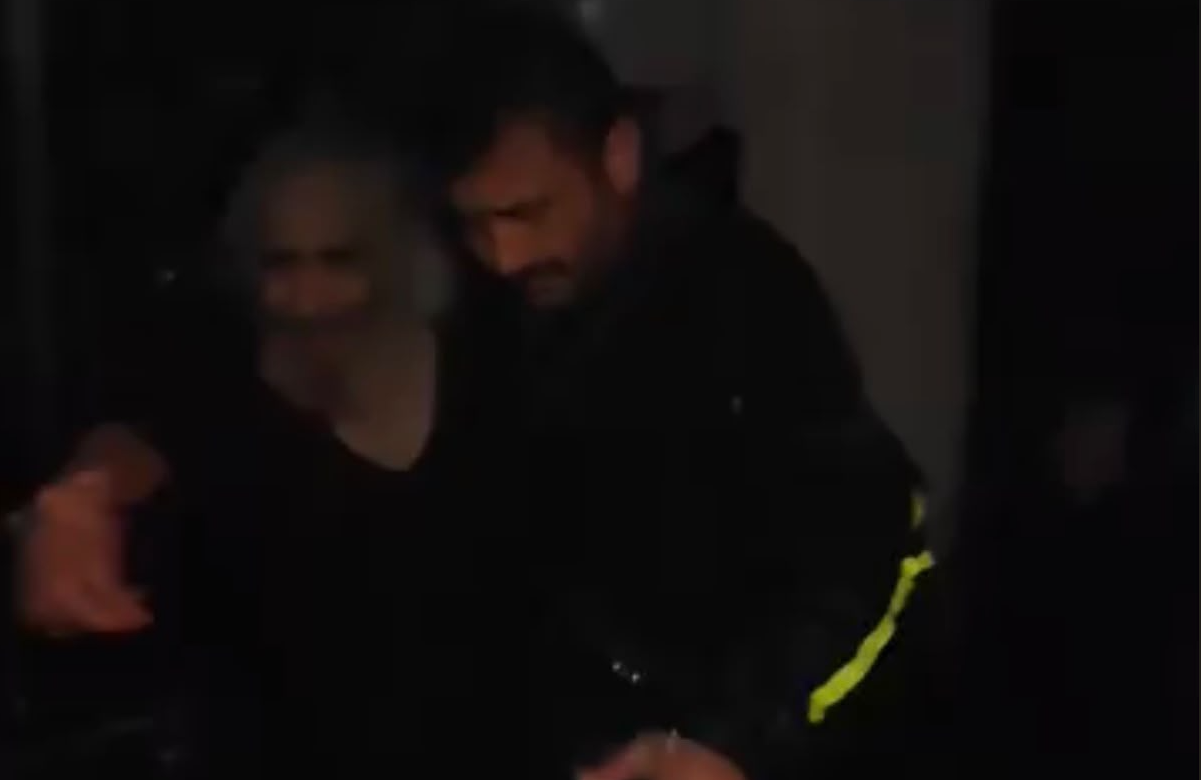 Beykoz’da su basan evde mahsur kalan kişi kurtarıldı