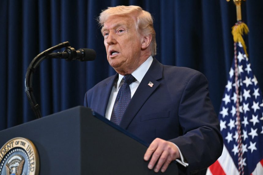 Trump'tan İran'a yeni tehdit: bedelini katbekat ödeyecekler!