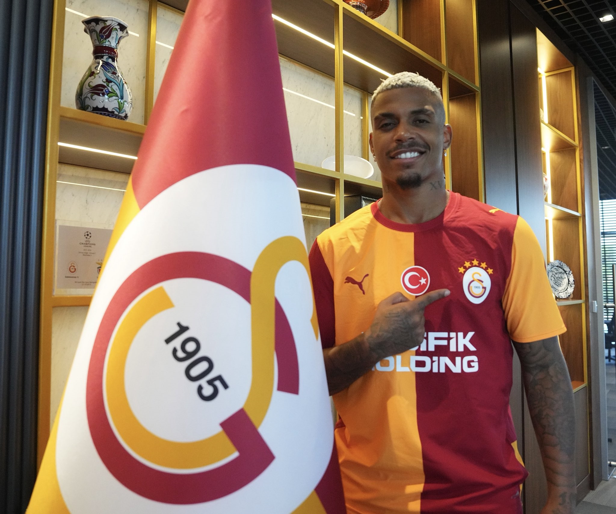 Galatasaray'dan Lemina kararı!  