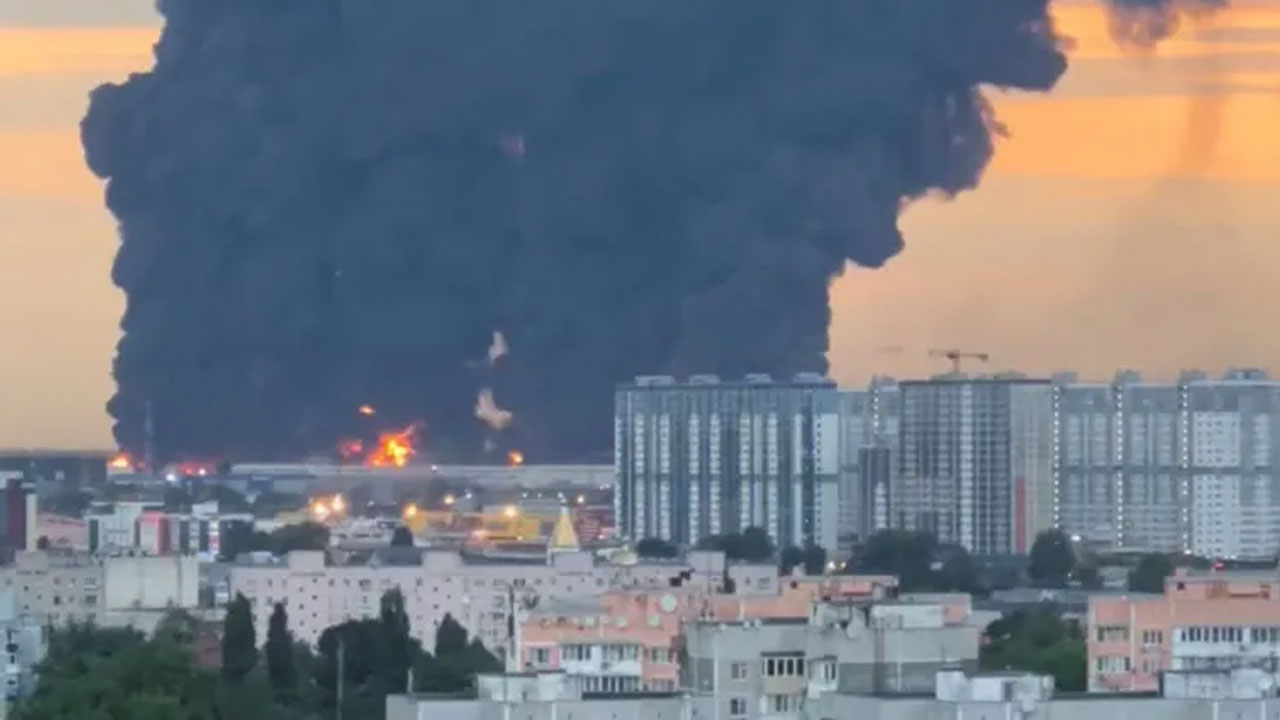 Ukrayna'dan peş peşe saldırılar! Rusya'da kritik noktalar bir kez daha vuruldu