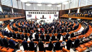 Meclis’ten geçti: Bu hizmeti almayanlara rekor para cezası var