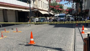 Diyabakır’da Koç Holding’e ait bankaya saldırı