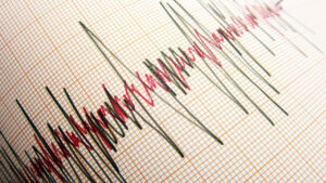 Gece saatlerinde sallandı: Gaziantep’te korkutan deprem