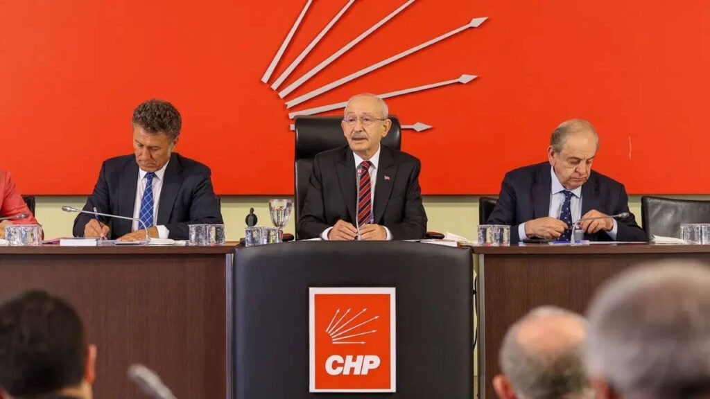 Aralarında Özgür Çelik de var! CHP’de 6 isim için ihraç talebi