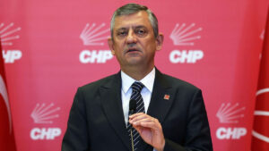 Özgür Özel’den kritik soruya yanıt! “Beni de o zaman ihraç edecekler”