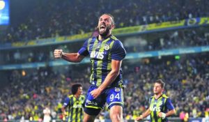 Antrenmanı yarıda bırakan Vedat Muriqi’nin sağlık durumu belli oldu!