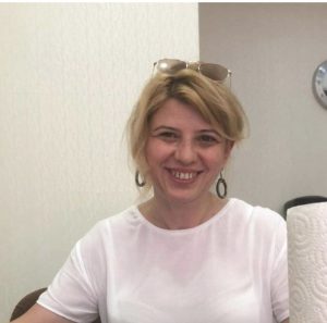 Kiraz ağacından düşen Aliye yaşamını yitirdi!